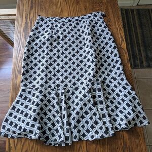 JG Hook Woman's Skirt, size 8, cream and black classic lattice pattern